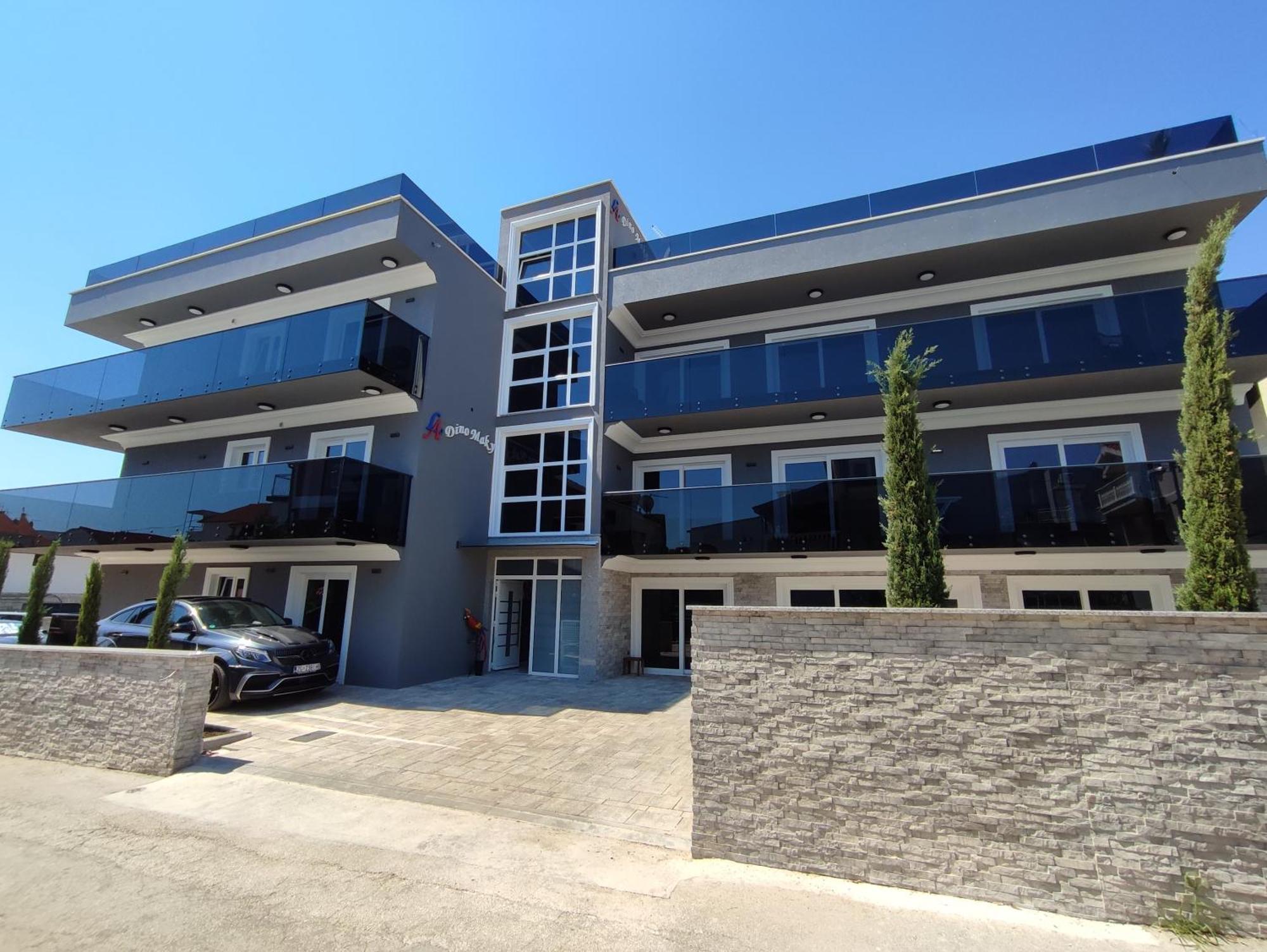 Luxury Apartments-La Dino Maky Vodice Exterior foto